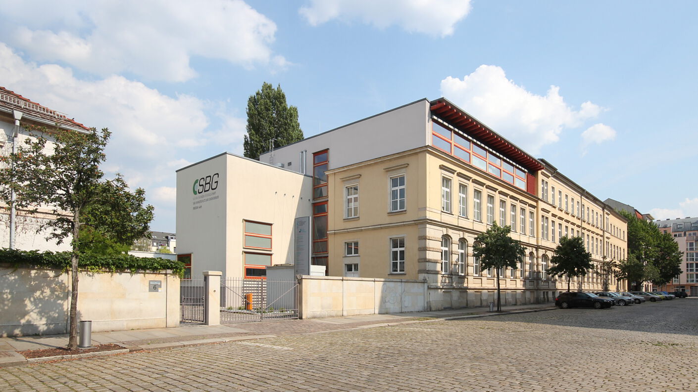 Lehre, Laboratorien und Wohnen in Dresden Johannstadt